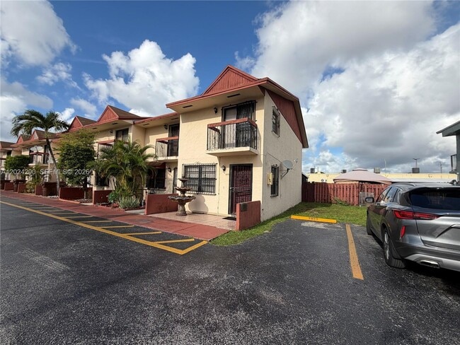 property at 5895 W 16th Ln