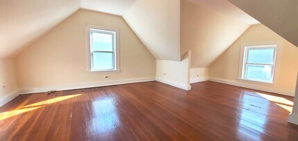 19 Antwerp St, Unit 2 in Boston, MA - Building Photo - Building Photo