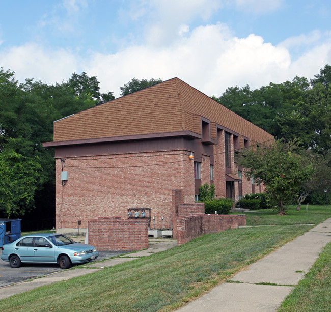 Villas on Frederick in Dayton, OH - Building Photo - Building Photo