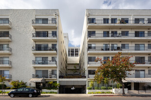 Beverly Towers Condominiums in Los Angeles, CA - Building Photo - Building Photo