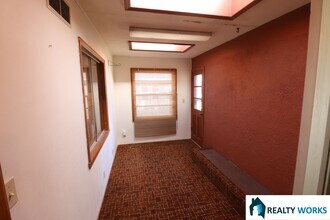 4644 High St in Lincoln, NE - Building Photo - Building Photo