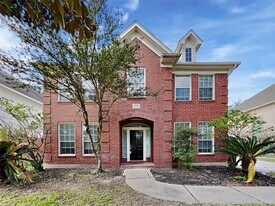 2218 Laurel Oaks Dr in Houston, TX - Building Photo