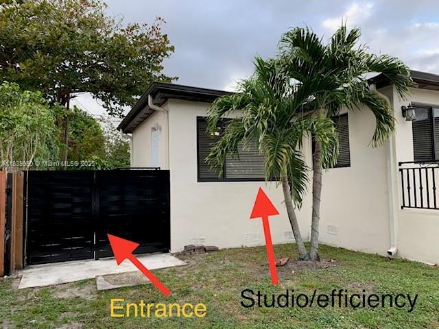 7935 SW 17th Terrace in Miami, FL - Building Photo - Building Photo