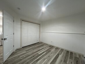 7726 Duben Ave in Anchorage, AK - Building Photo - Building Photo