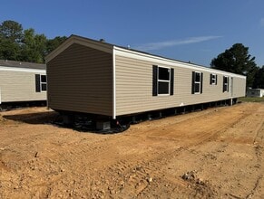 10354 US-29 in Valley, AL - Building Photo - Building Photo