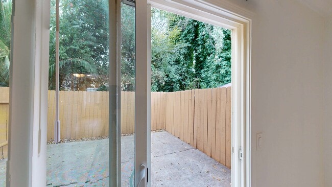18233 Happy Ln in Sonoma, CA - Building Photo - Building Photo