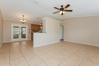 13238 Drysdale St in Spring Hill, FL - Building Photo - Building Photo