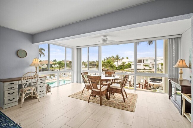 property at 2100 Gulf Shore Blvd N