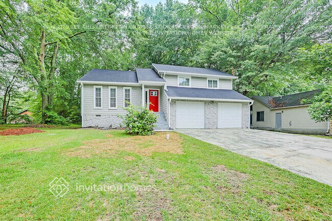 3260 Redona Dr in College Park, GA - Building Photo - Building Photo