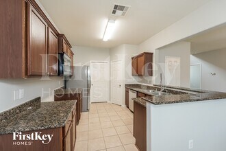 2027 Golden Topaz Dr in Rosharon, TX - Building Photo - Building Photo