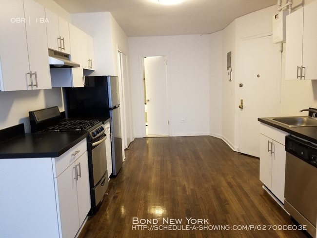 226 E 89th St in New York, NY - Building Photo - Building Photo