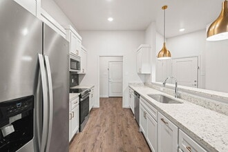 7016 40th St in Lubbock, TX - Building Photo - Building Photo