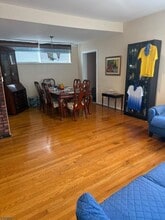 916 W Elm St in Linden, NJ - Building Photo - Building Photo