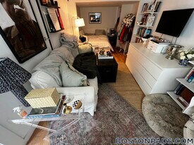 232 Cambridge St, Unit 7 in Boston, MA - Building Photo