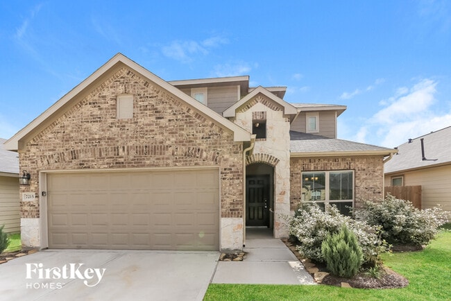 property at 7215 Victorville Dr
