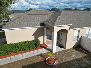 24852 Portofino Dr in Lutz, FL - Building Photo - Building Photo