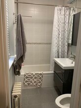 1999 Commonwealth Ave, Unit 10 in Boston, MA - Building Photo - Building Photo