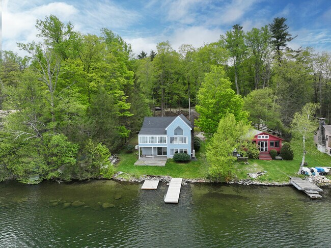 646 West Hill Rd in New Hartford, CT - Building Photo - Building Photo