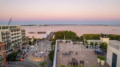 1 Vendue Range in Charleston, SC - Building Photo - Building Photo