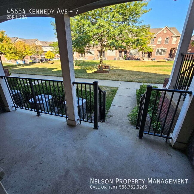 45654 Kennedy Ave in Shelby Township, MI - Building Photo - Building Photo