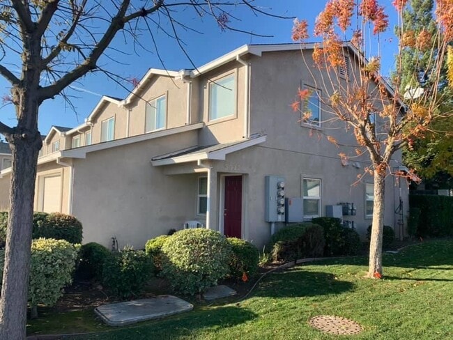 3317 Carver Rd in Modesto, CA - Building Photo - Building Photo