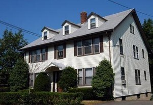 20 Hollis Ave in North Quincy, MA - Building Photo