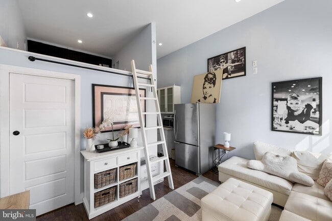 property at 4005 Anacostia Ave NE