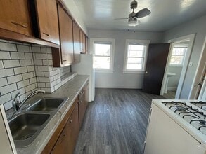 1209 Harvey St in Green Bay, WI - Building Photo - Building Photo