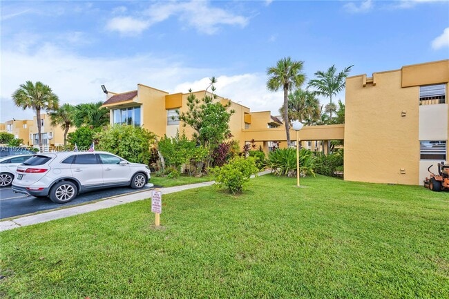 9311 SW 4th St in Miami, FL - Building Photo - Building Photo