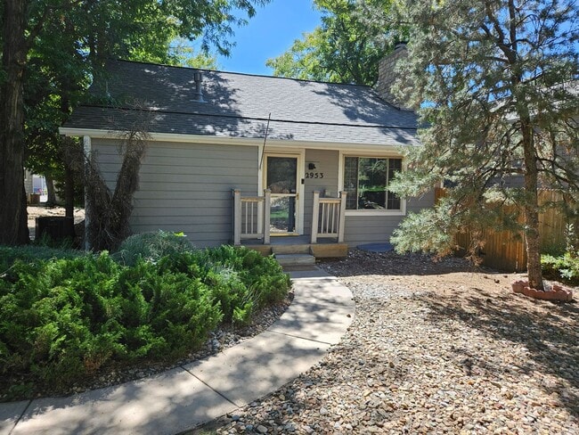 property at 2953 S Revere St