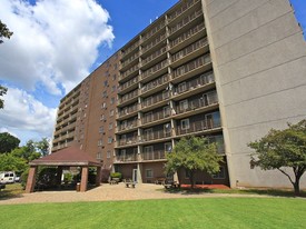 Walnut Hills - A Senior Community Apartments