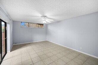 8237 Severn Dr in Boca Raton, FL - Building Photo - Building Photo