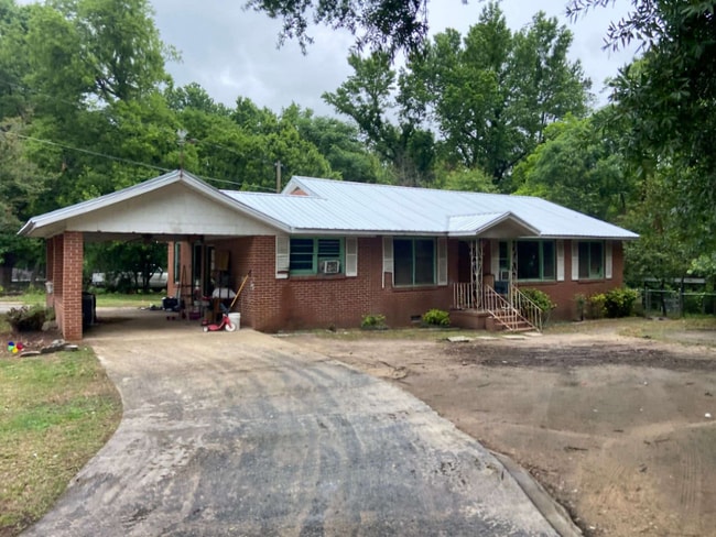 605 Indian Cir in Macon, GA - Building Photo - Building Photo