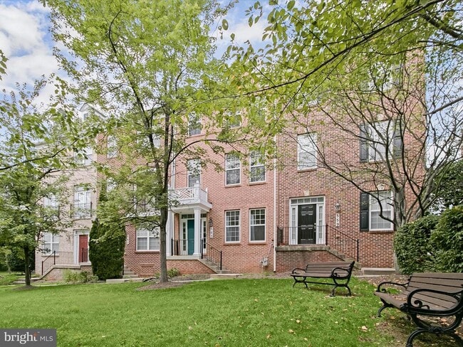 563 Pelican Ave in Gaithersburg, MD - Building Photo - Building Photo
