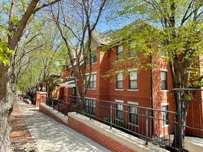 935 Washington St, Unit 301 in Kansas City, MO - Foto de edificio - Building Photo