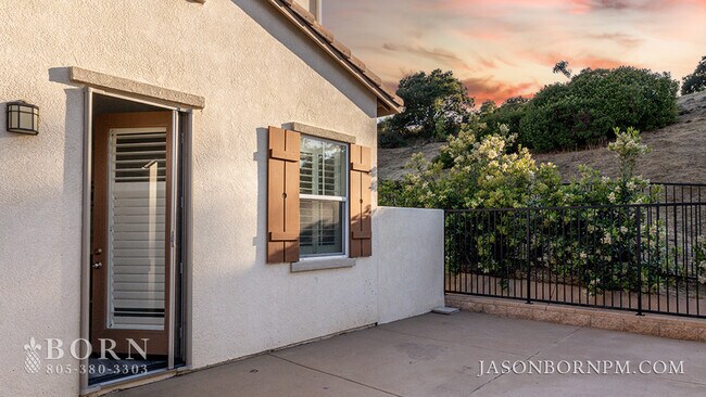 41 Secret Hollow Ln in Thousand Oaks, CA - Building Photo - Building Photo