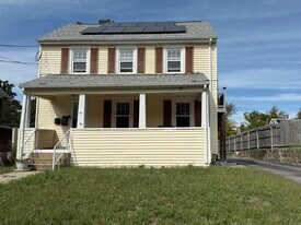 41 Evergreen Ave in New London, CT - Building Photo