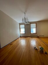 451 82nd St, Unit 1 in Brooklyn, NY - Foto de edificio - Building Photo