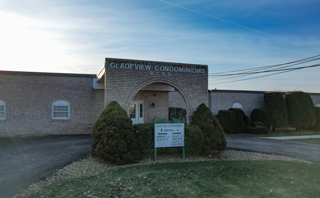 2750 Iowa Dr in New Kensington, PA - Building Photo - Building Photo