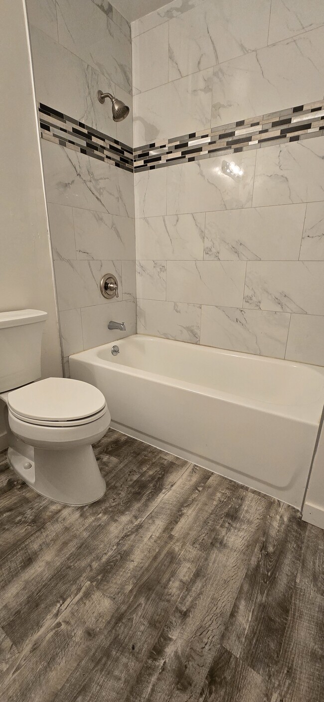114 Orlando St, Unit 114