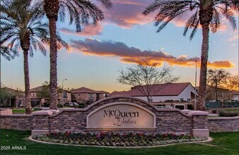 931 E Canyon Way in Chandler, AZ - Building Photo - Building Photo