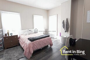 72 Walnut St in Binghamton, NY - Building Photo