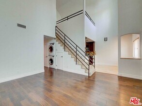 4128 Whitsett Ave in Los Angeles, CA - Building Photo - Building Photo