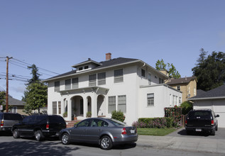 205 Hawthorne Ave in Palo Alto, CA - Foto de edificio - Building Photo