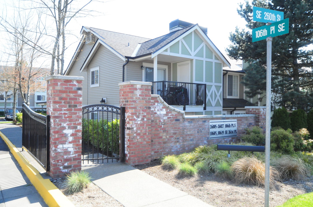 Silver Creek Apartments in Kent, WA - Foto de edificio