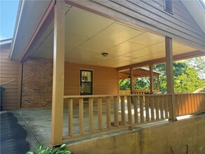 3293 N Bogan Rd NE in Buford, GA - Building Photo - Building Photo