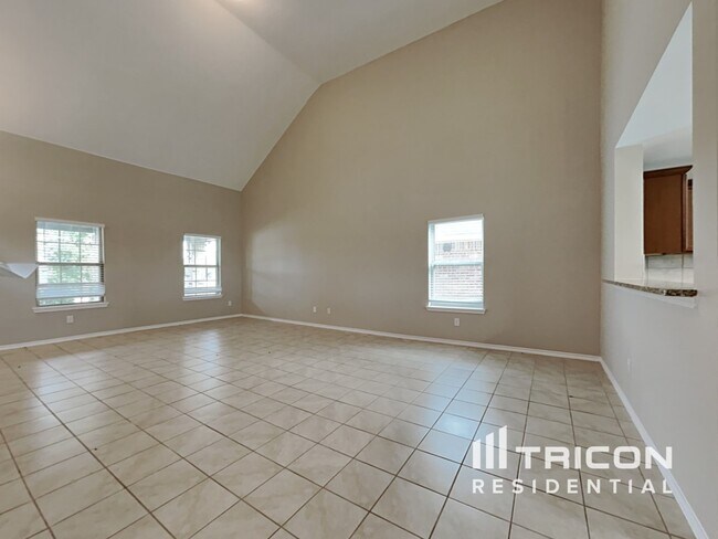 2628 Gains Mill Dr in Fort Worth, TX - Building Photo - Building Photo