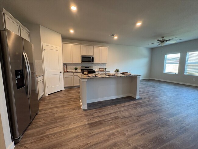 property at 9509 Shady Trl Dr