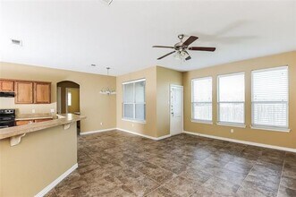229 Kennedy Dr in Crowley, TX - Building Photo - Building Photo