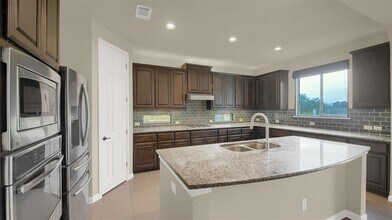6921 Barstow Ct in Austin, TX - Building Photo - Building Photo